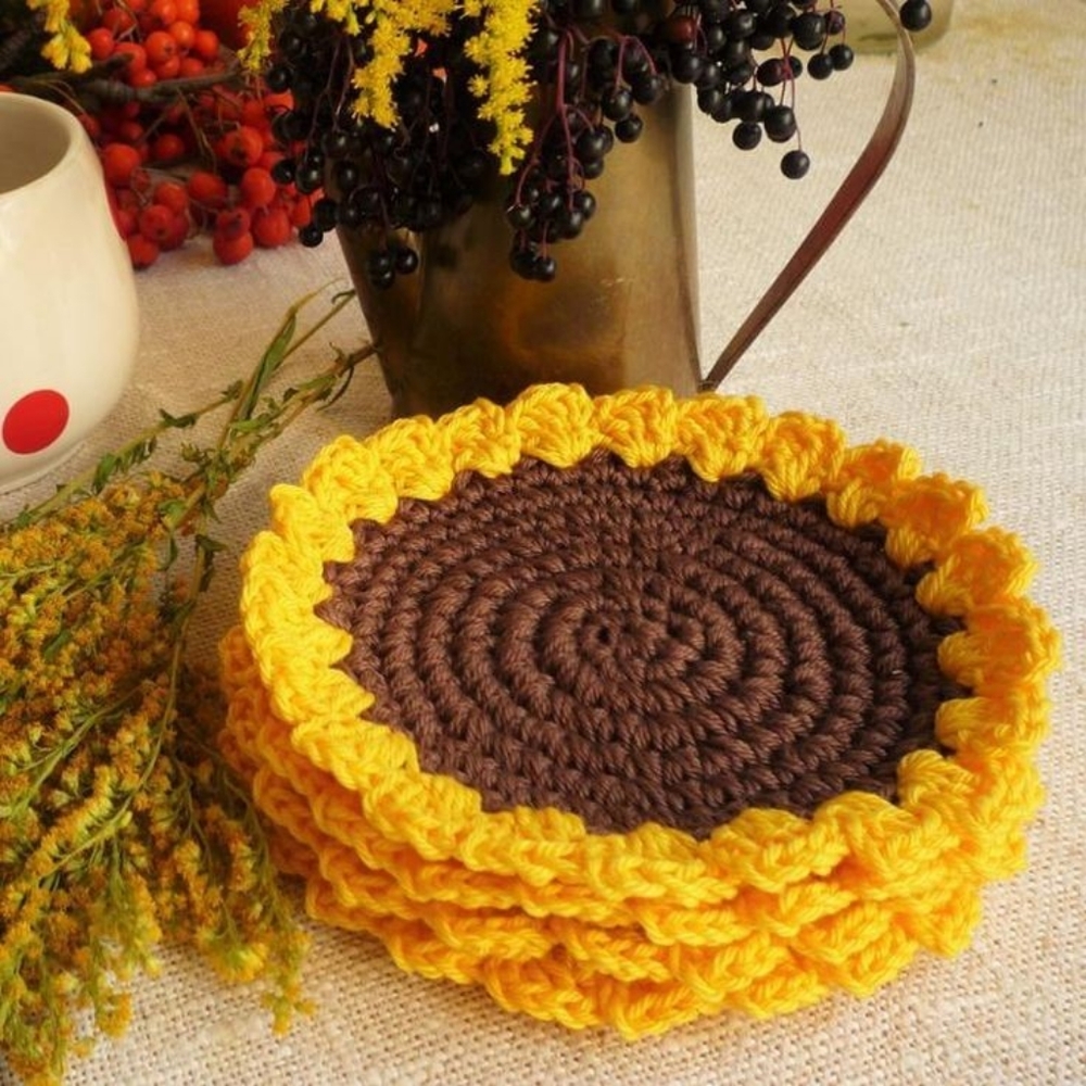 Sunflower place mats, crochet hand made